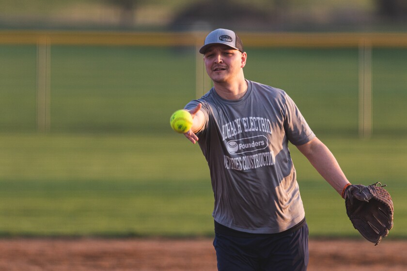 SlowPitchSoftball-2.jpg