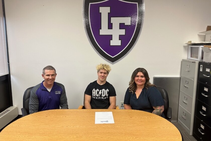 Athletics Flyers' Wilczek to wrestle in college Brainerd Dispatch