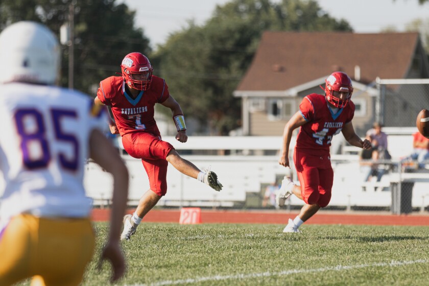 9-16-22PrepFootballStanleyCountyvsBonHomme-52.jpg