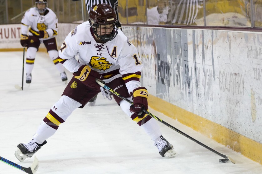 Minnesota Duluth Women’s Hockey plays Minnesota State in the first round of the WCHA tournament