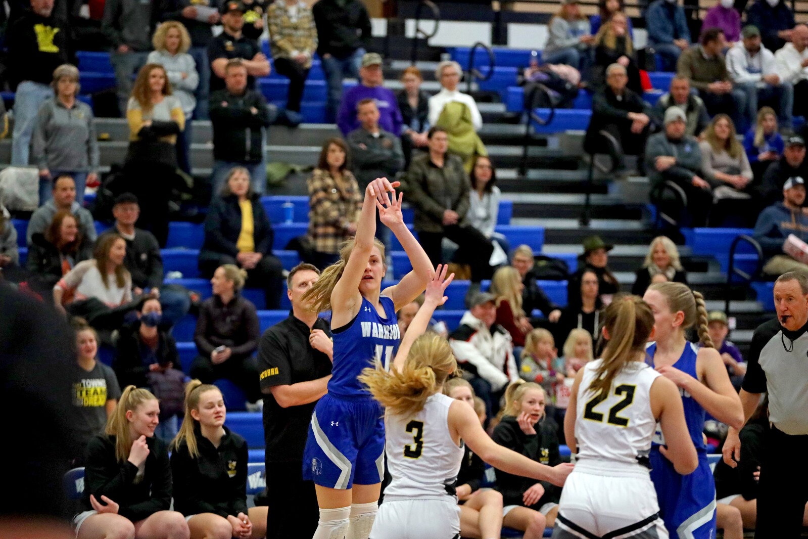 Brainerd girls basketball vs Perham