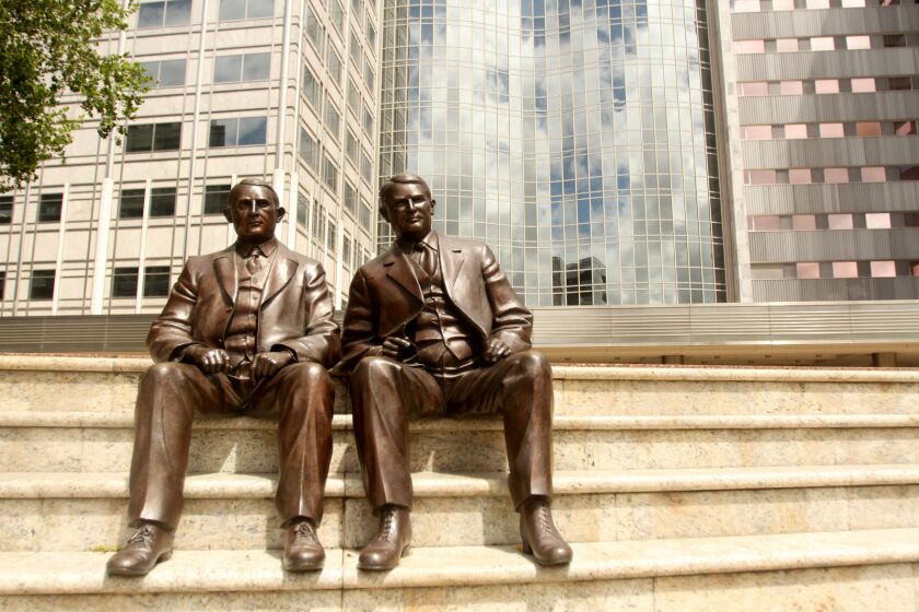 Mayo Clinic (Outdoors)