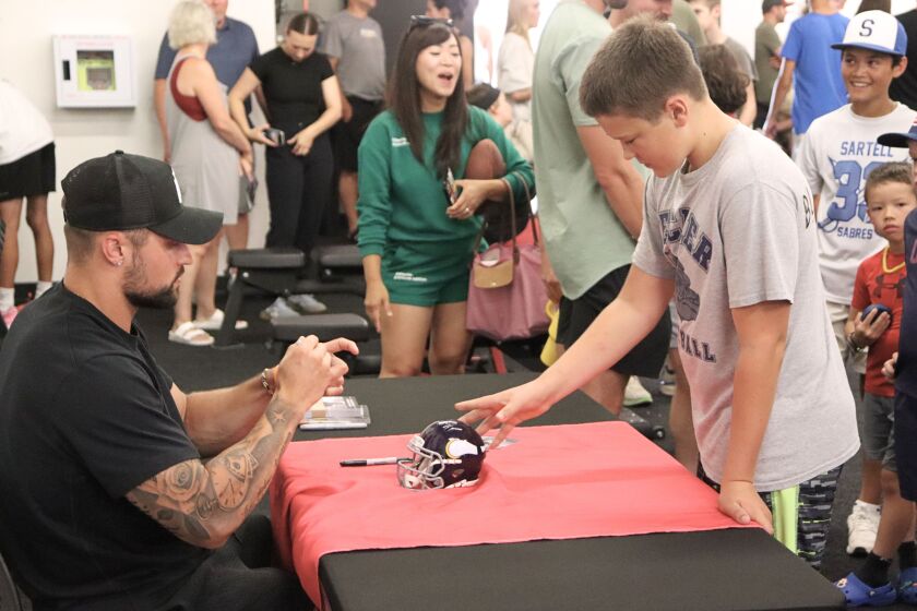 Blake Cashman Vikings Sauk Rapids Appearance 071325 1