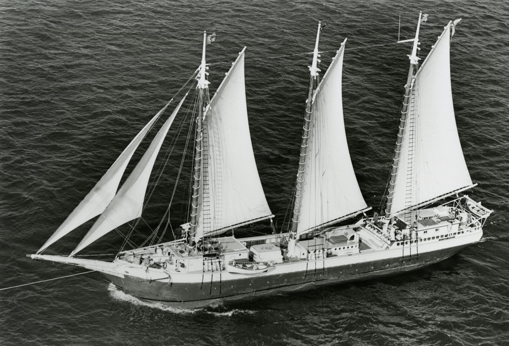 Victory Chimes, schooner Duluth loved and lost, retires to NYC Duluth
