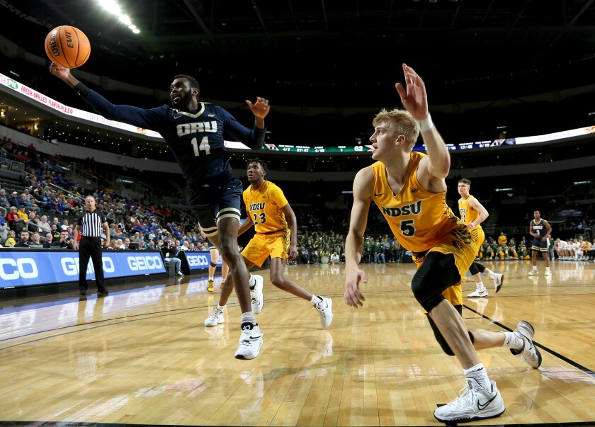 2022 Summit League Basketball TournamentBisonORU.jpg