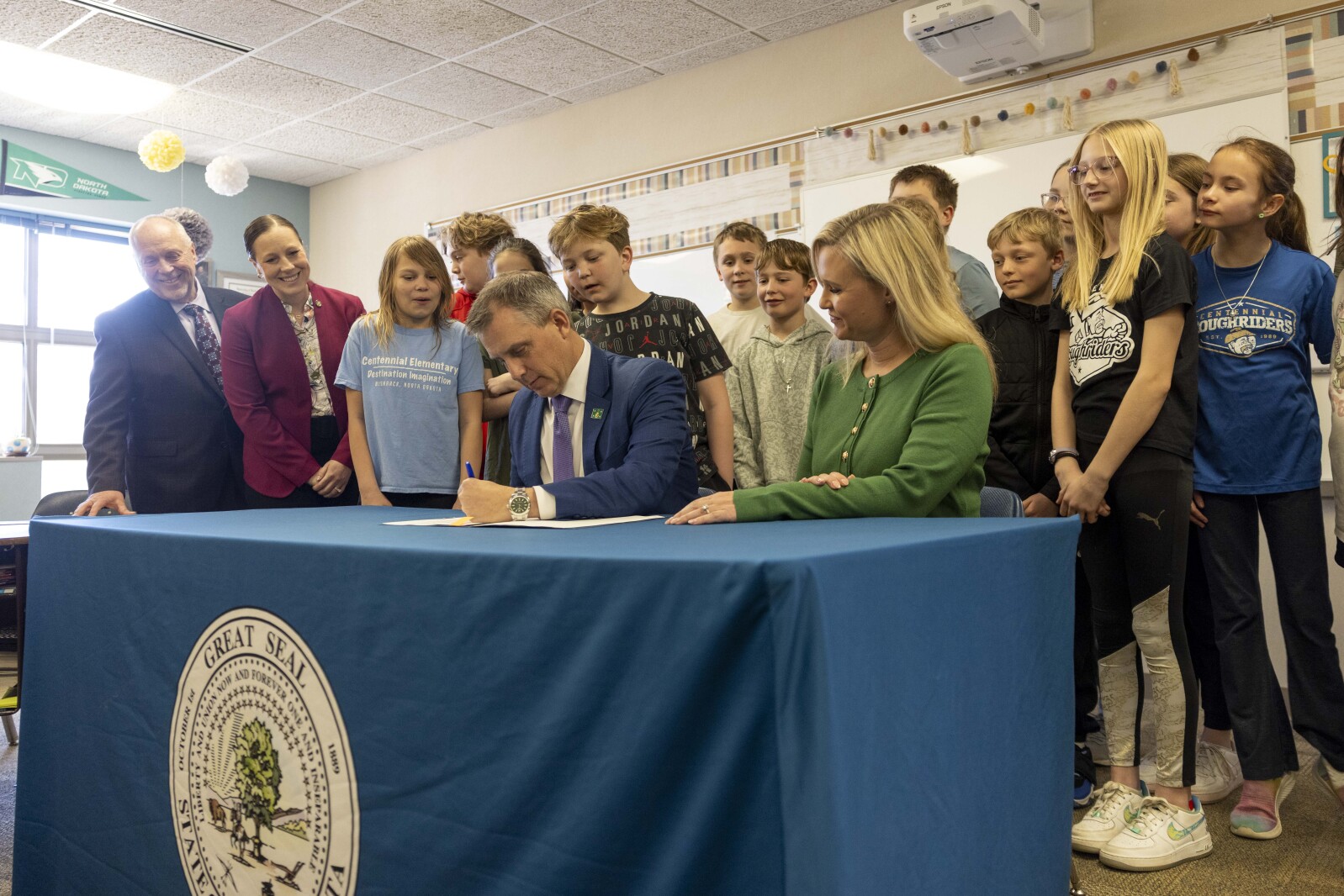 North Dakota governor signs 'bell-to-bell' schools cellphone ban into ...
