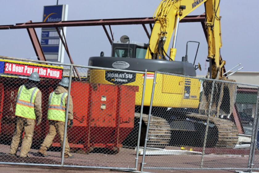 Mirastar being disassembled