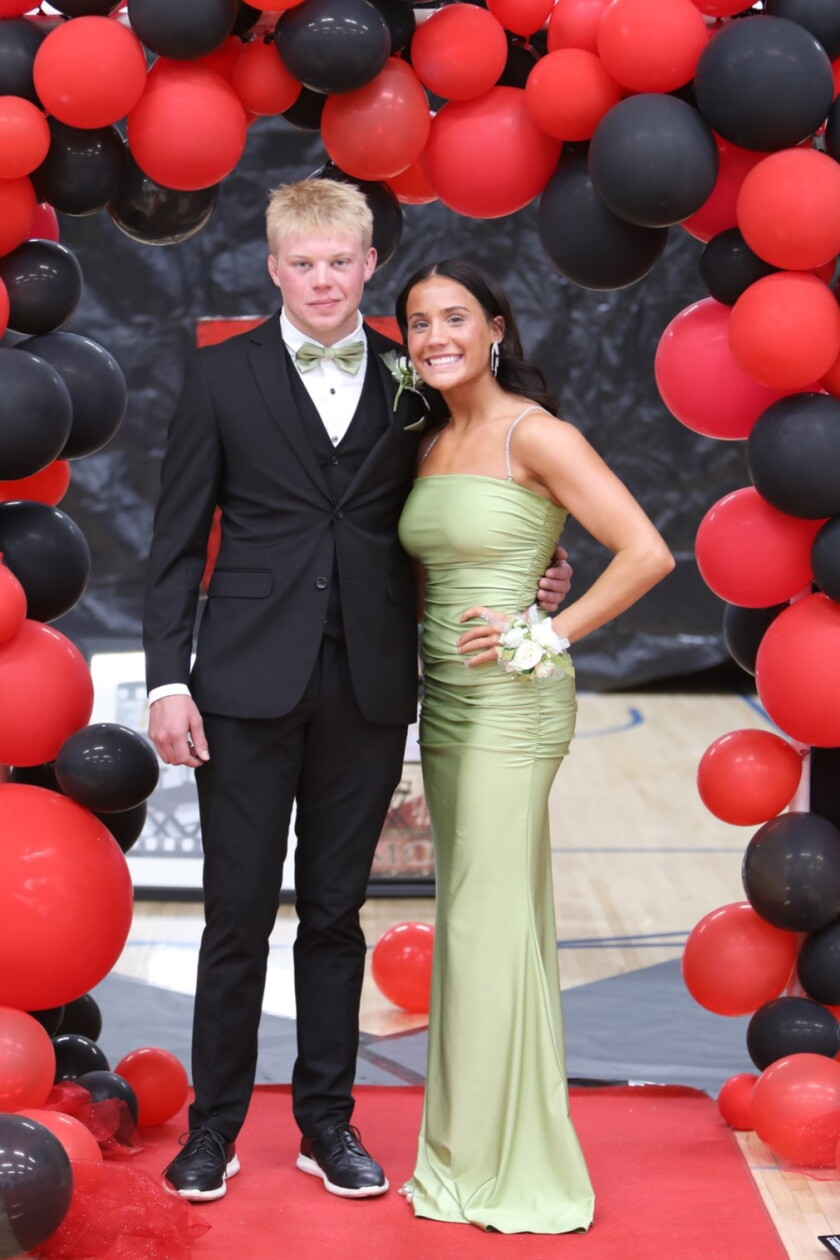 Prom Forum Brandon-Evansville High School Prom 2024 - PHOTOS - Alexandria Echo ...