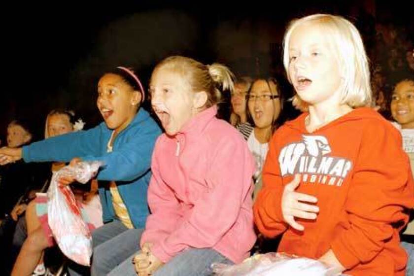 63424+20110924092311shrinecircus03.jpg