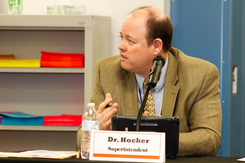 HOCKER.jpg