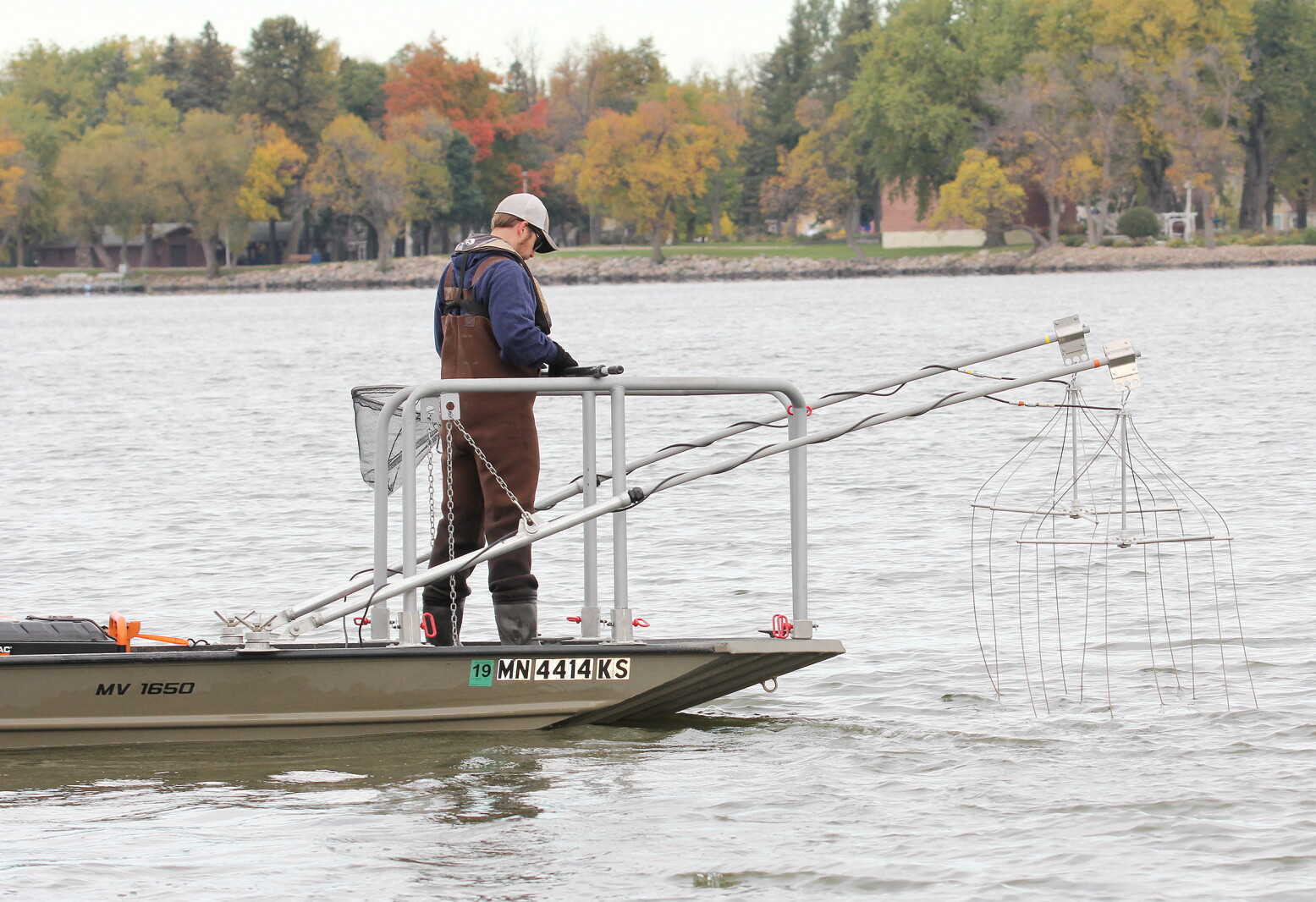 Small Fish Taser Taser-like device used on Lake Okabena to shock fish, count carp - The ...