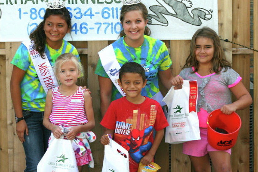 Perham Turtle Races Turtle Races continue to draw crowds - Perham Focus | News, weather ...