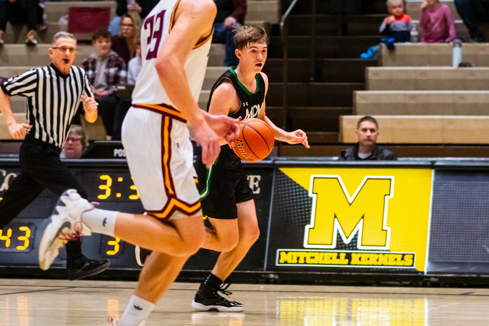 12-28-22HoopCityClassicEthanvsMCM-50.jpg