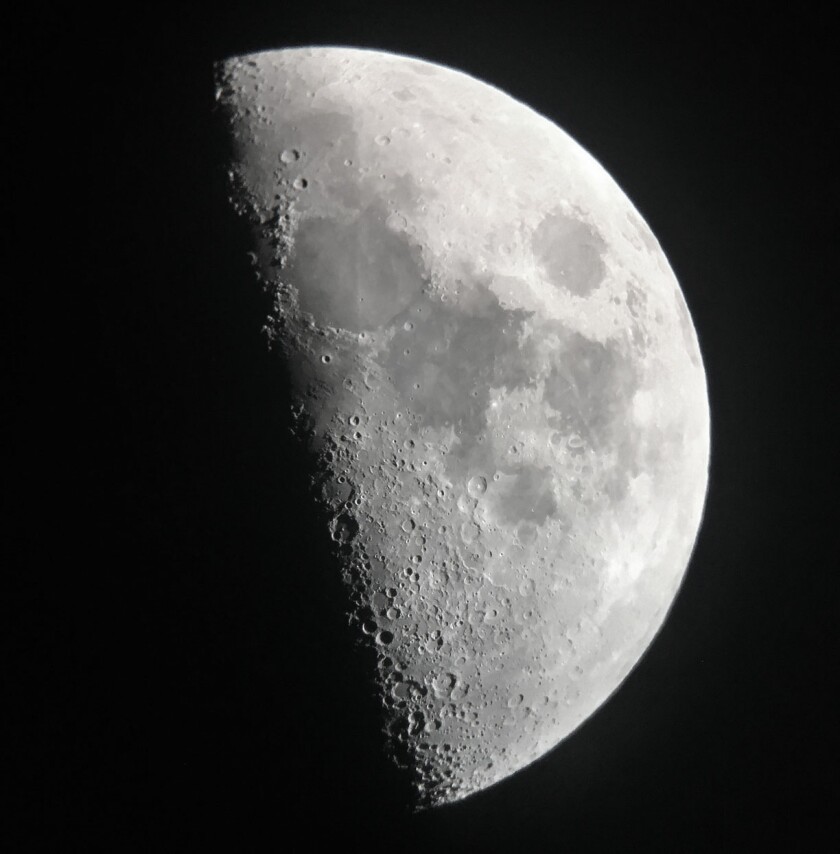 Moon 1st quarter