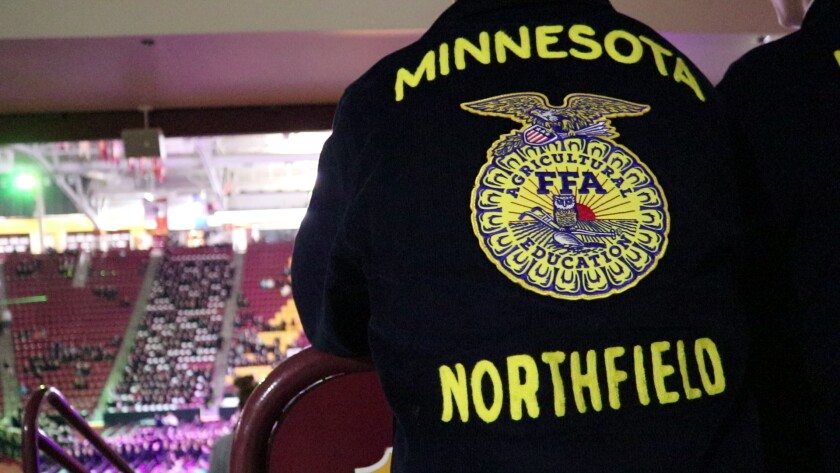 Photo courtesy of AG-week, taken at the Minnesota State Convention.