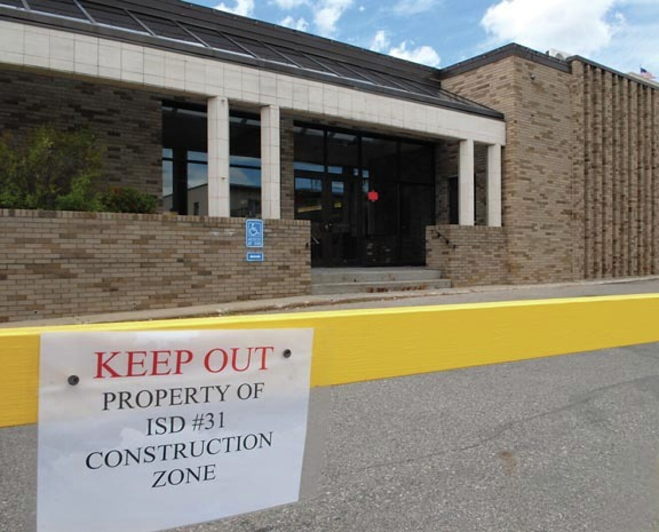 Bemidji School District renovating former bank building as Downtown