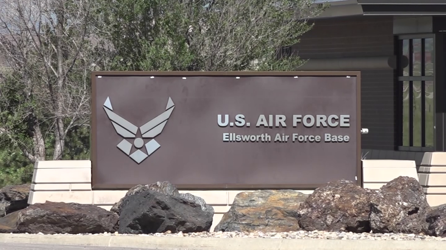 Ellsworth Af Base Ellsworth Air Force Base briefly locked down after reports of shots ...