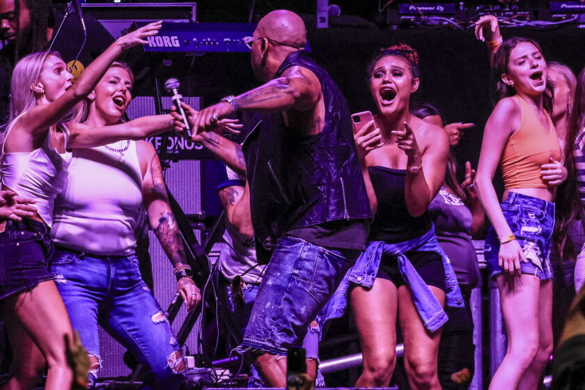 Flo Rida Western Review: Flo Rida goes late, gets 'Low' at Bayfront Festival Park ...
