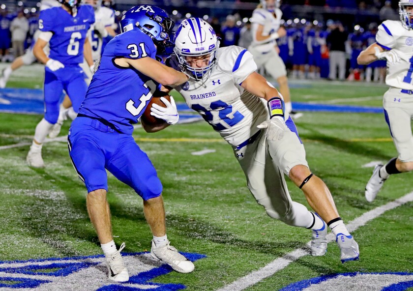 112821.S.BD.FootballStaehling2.jpg