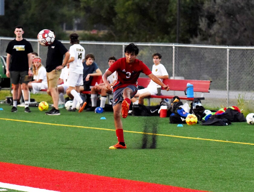 S.WCT.CARDINALS.SOCCER.CHAVEZ.jpg
