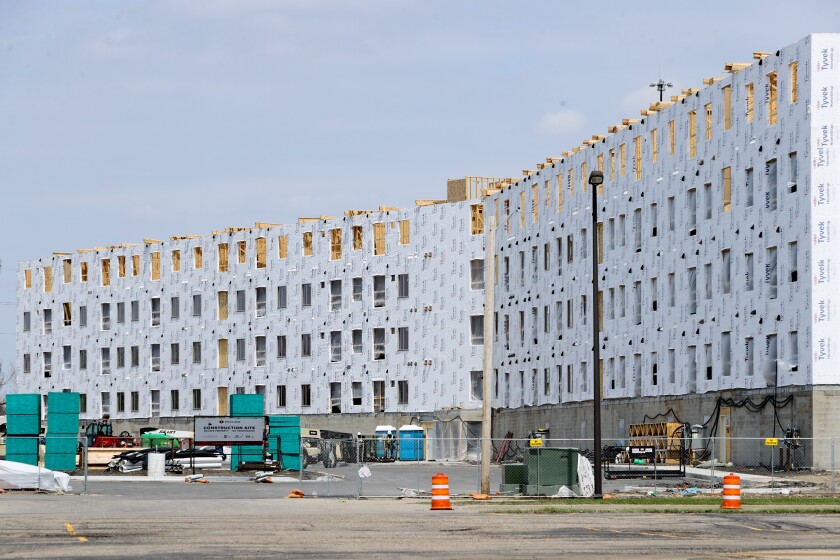 050822.B.FF.MOORHEADAPARTMENTS.2