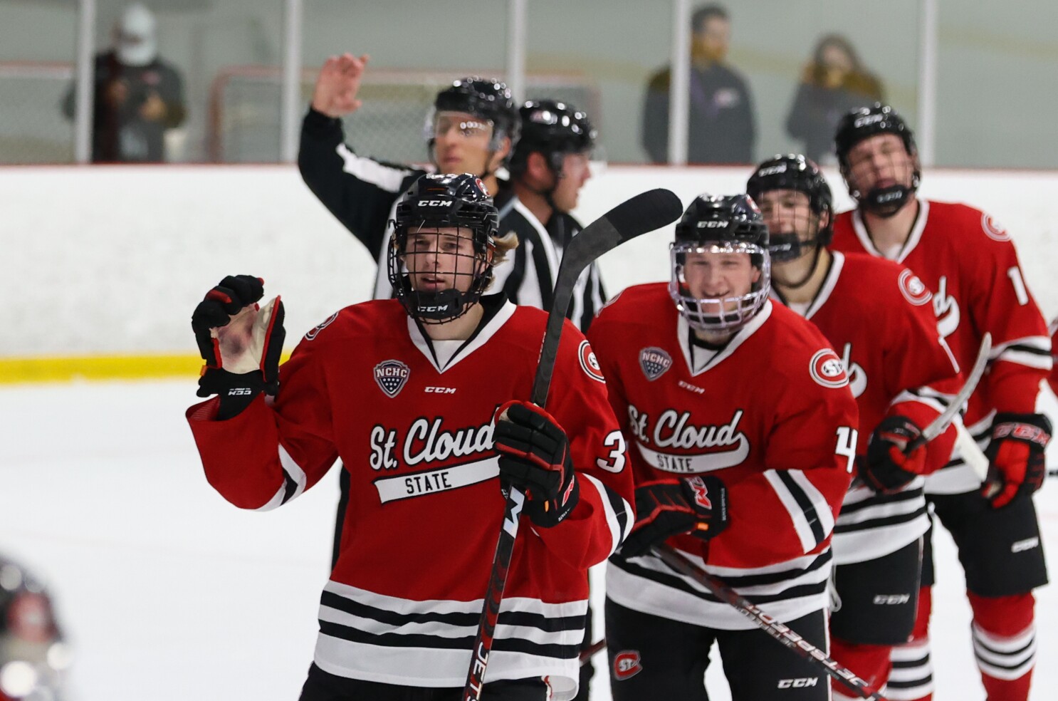 Scsu Overcomes Scary 1St Period Injury To Josh Luedtke, Beats St. Thomas In  Opener - West Central Tribune | News, Weather, Sports From Willmar Minnesota