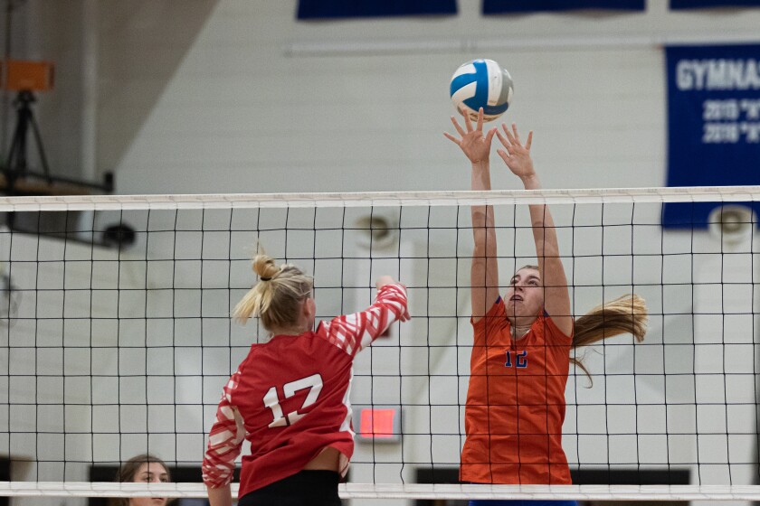 8-25-22VolleyballChamberlainvsParkston-18.jpg
