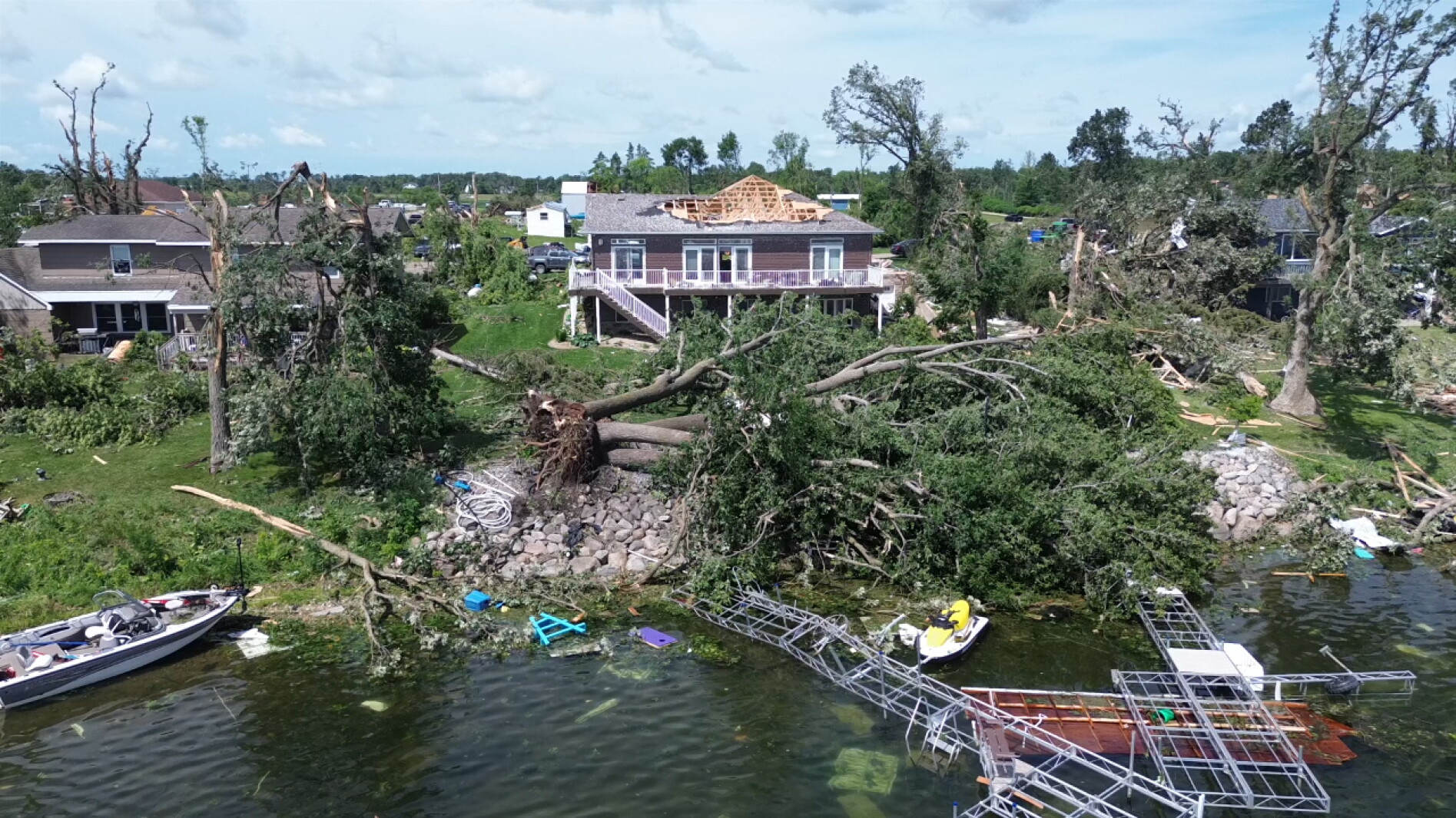 'It's not good': Floyd Lake residents begin massive cleanup after tornado