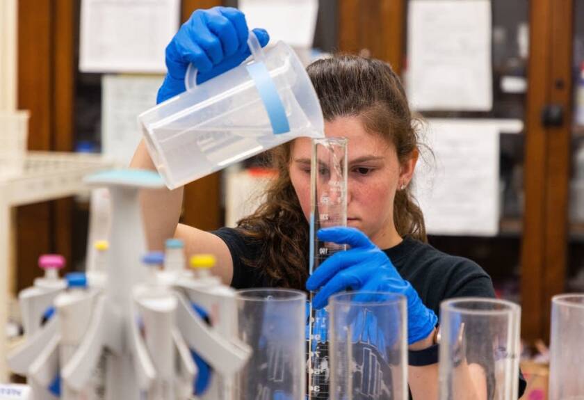 mpr-algae-researchers-third.jpg