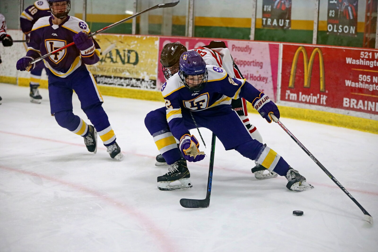 Little Falls vs Northern Lakes on Wednesday, Dec. 28, 2022, at Breezy Point Hockey Center.