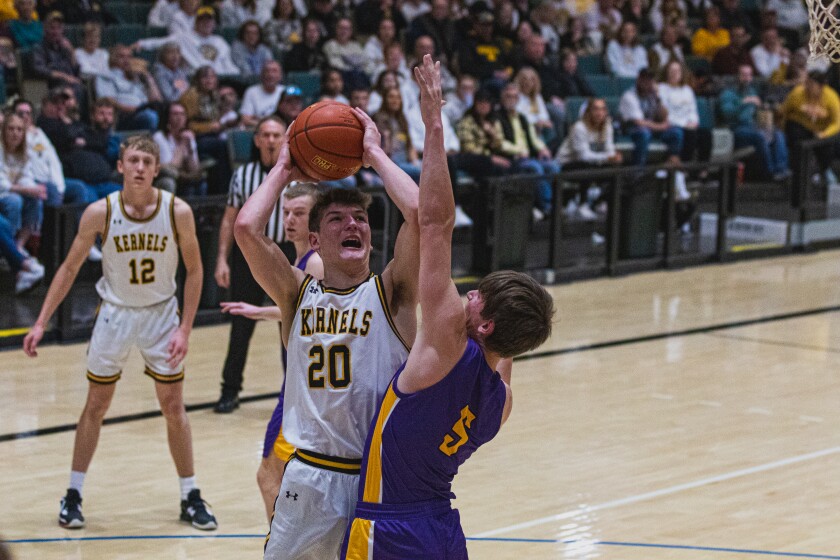 3-4-23MitchellvsWatertownSoDak16Boys-52.jpg
