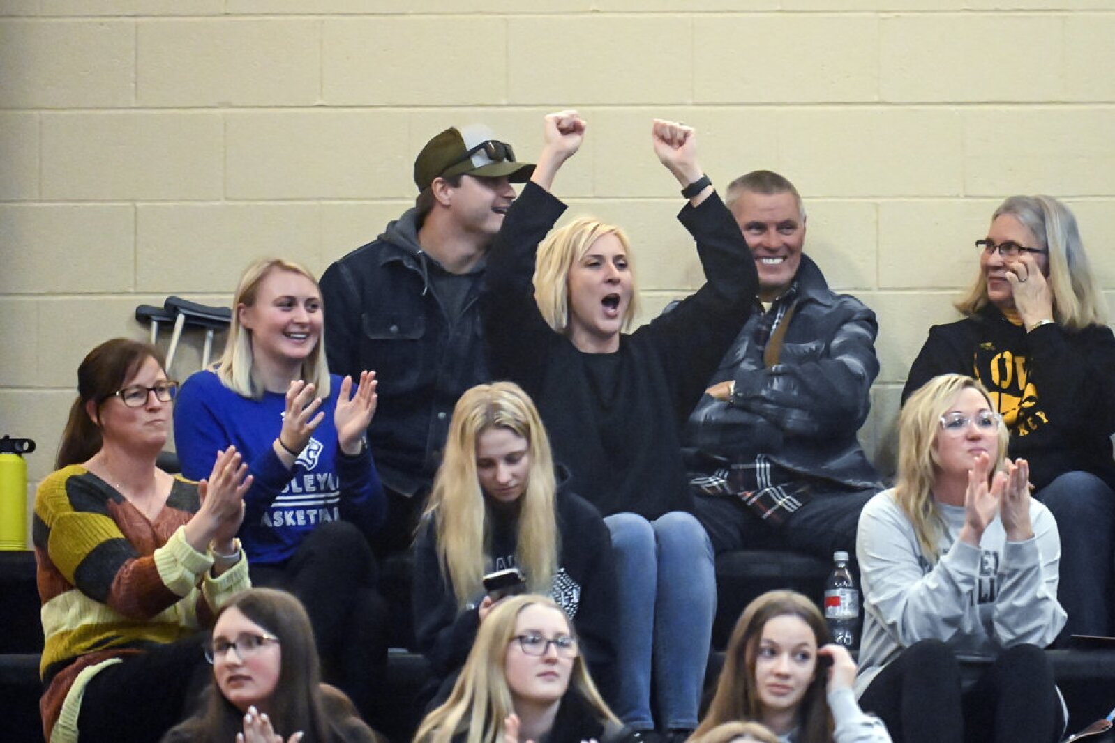 010122.KernelWrestling28.jpg