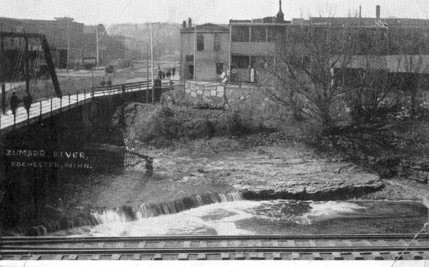 060121.F.RPB.LensOnHistory.01.jpg