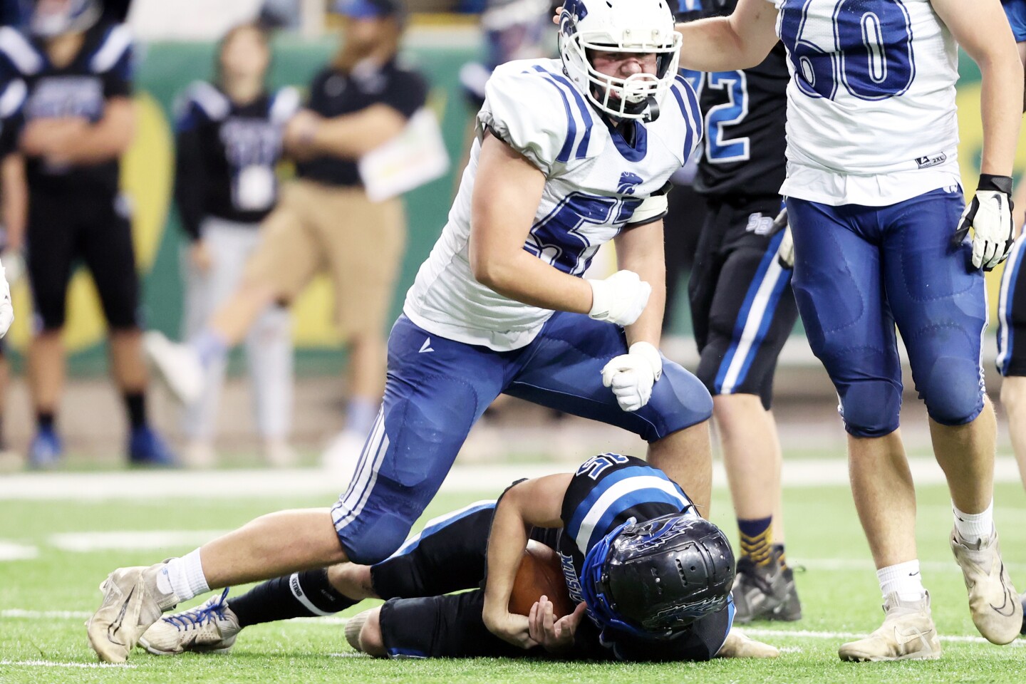PHOTOS State football championship scenes from North Dakota's Dakota