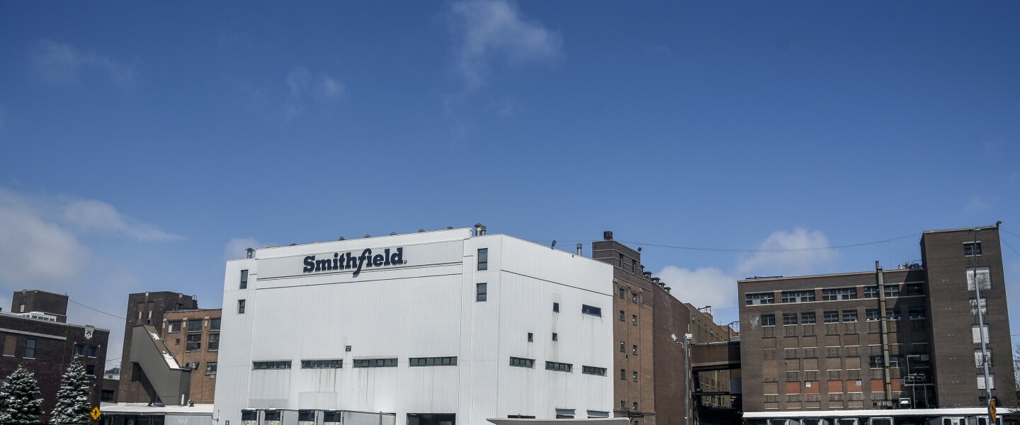 041420.N.DR.COVID-SMITHFIELD2.jpg