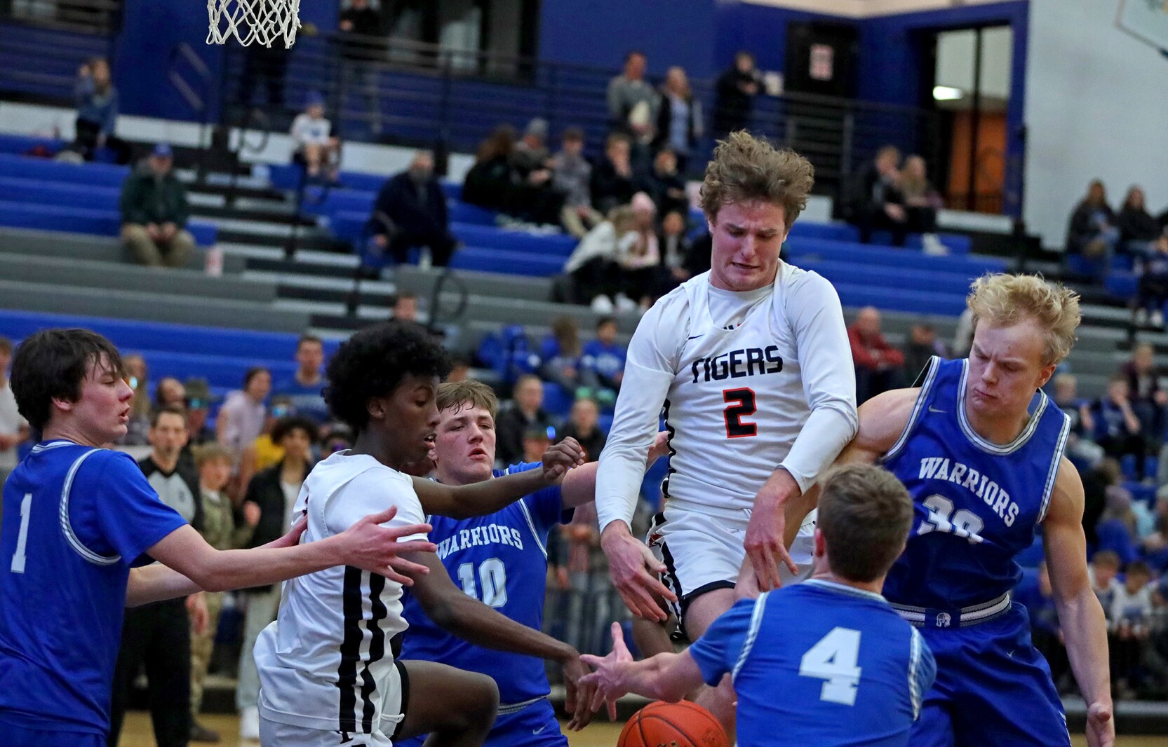 Brainerd boys basketball vs St Cloud Tech 01-21-22 Gallery