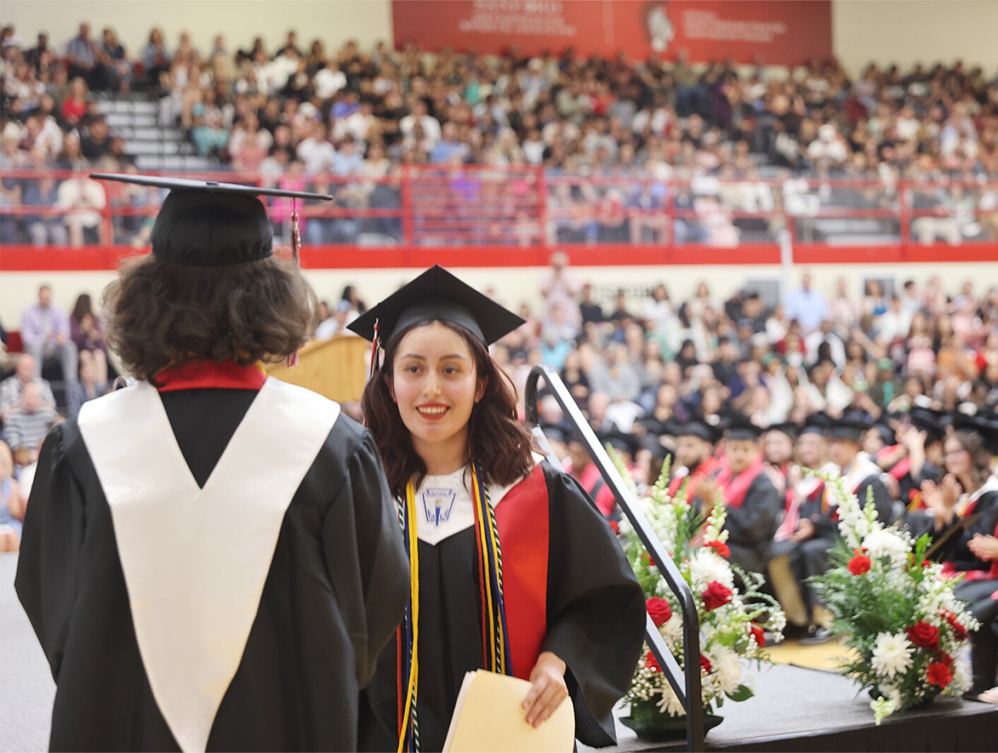 ¡El Futuro te Espera! Discurso de Graduación WHS Inspira a los Estudiantes a Abrazar las Oportunidades