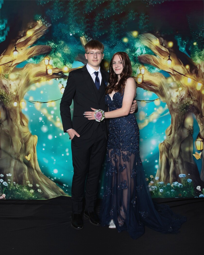 Jacob Norlin and Mahala Anderson_OsakisProm2026.jpg