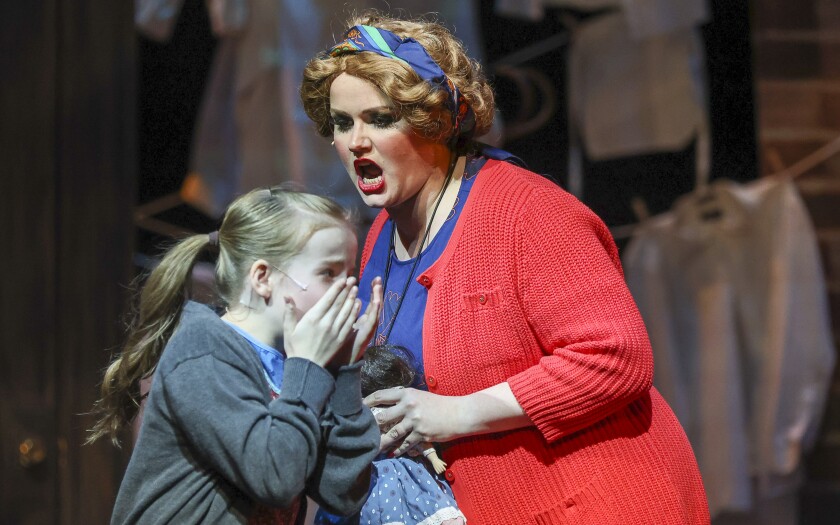 111821.F.DNT.ANNIE.C07.jpg