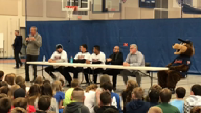 Twins Caravan Comes to Baxter
