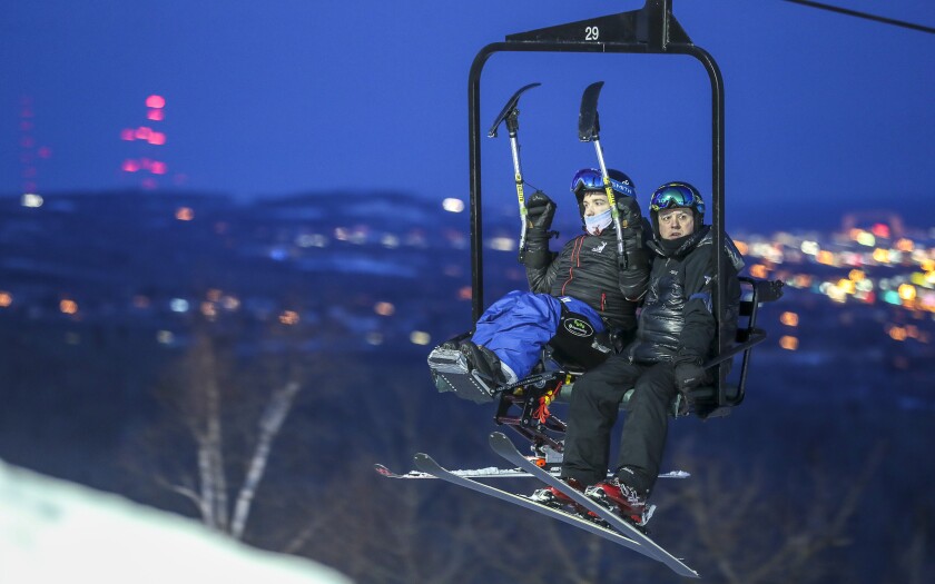 030120.O.DNT.MONOSKI.C03.jpg