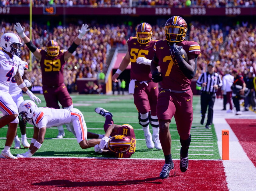Gophers pull away for a 23-10 win over Buffalo in season opener ...