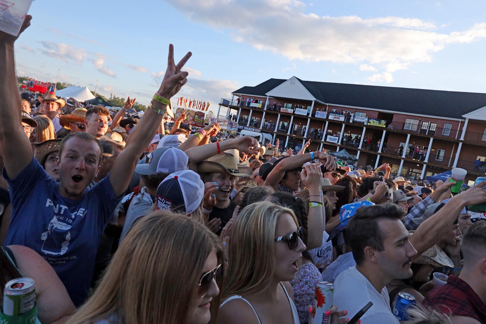 Photos from Saturday at Lakes Jam 2022.