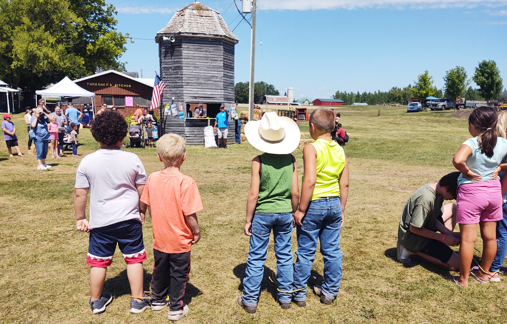 Rose City threshing fest offers games, history Alexandria Echo Press