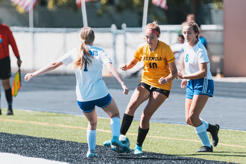 9-3-22GirlsScoccerMitchellvsDouglas-6.jpg