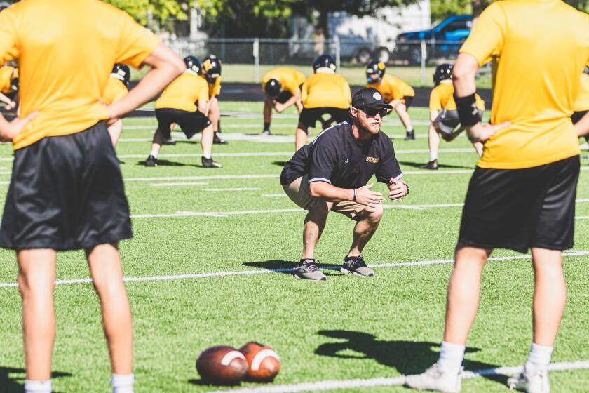 8-8-22HighSchoolFootballPracticeMitchell-12.jpg