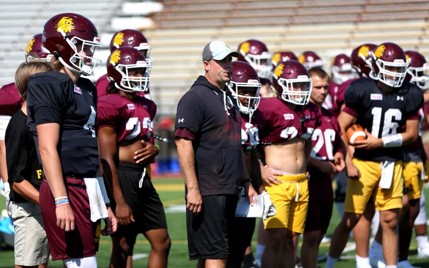 09.0121.S.DNT.UMDFootball.C06.jpg