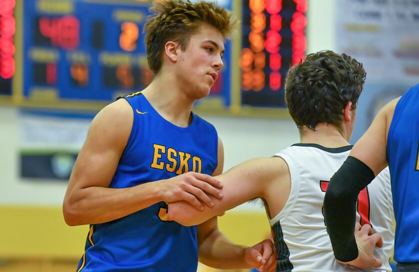 MaKoi Perich during Tuesday's game against Aitkin.jpg