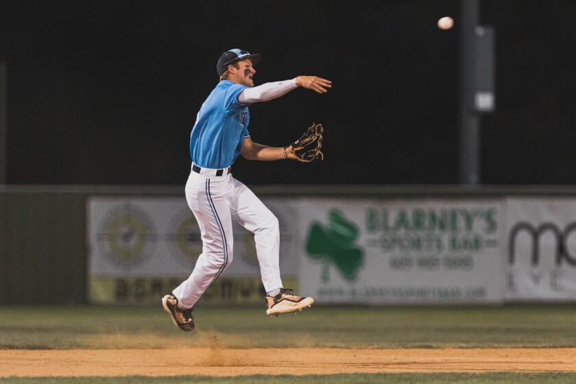 8-5-22StateAmateurBaseballDimock-EmeryvHartford-Humboldt-20.jpg