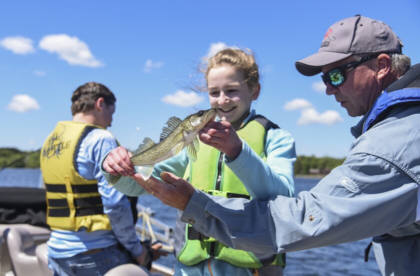 061122.O.BP.TAKEAKIDFISHING 3.jpg